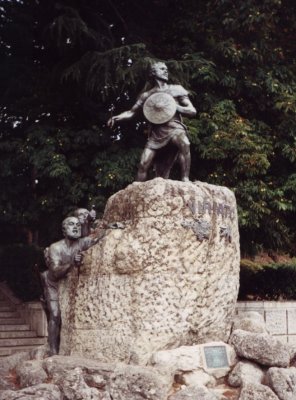Monumento a Viriato, Viseu - foto de José Semelhe, Agosto de 2000